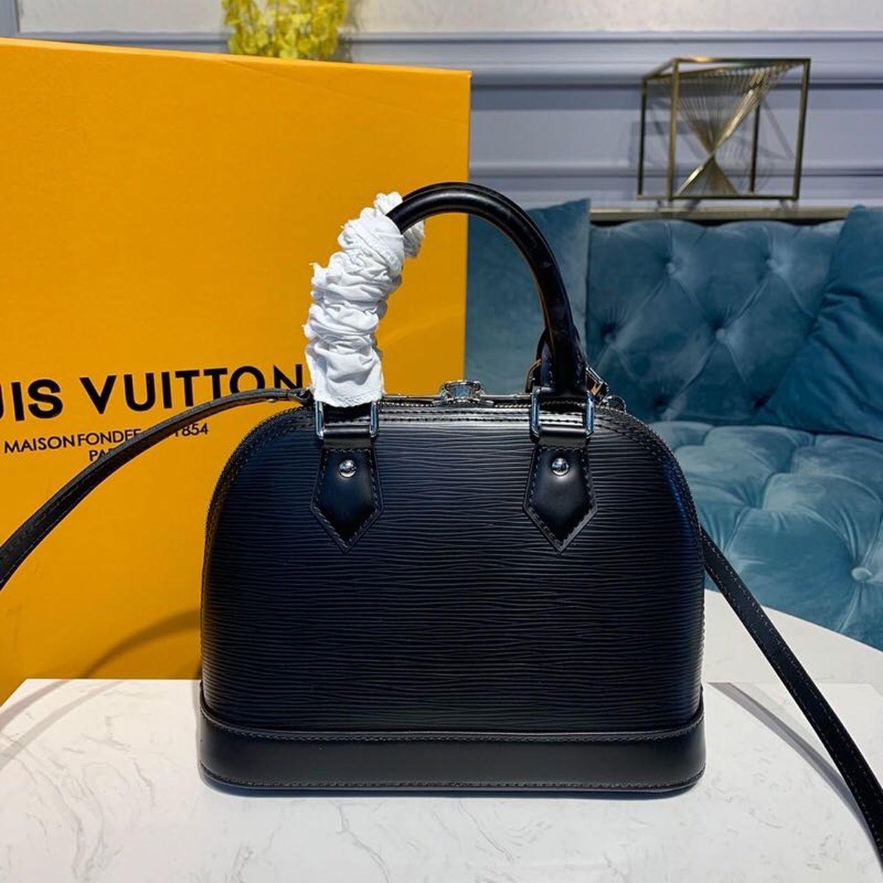 LV Alma BB Epi Black For Women, Shoulder And Crossbody Bags 9.2in/23.5cm LV M40862