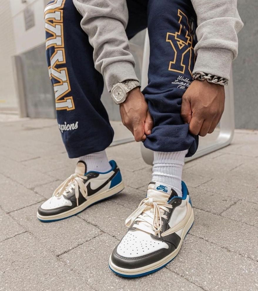 Custom Fragment x Travis Scott x Air Jordan 1 Low DM7866 140