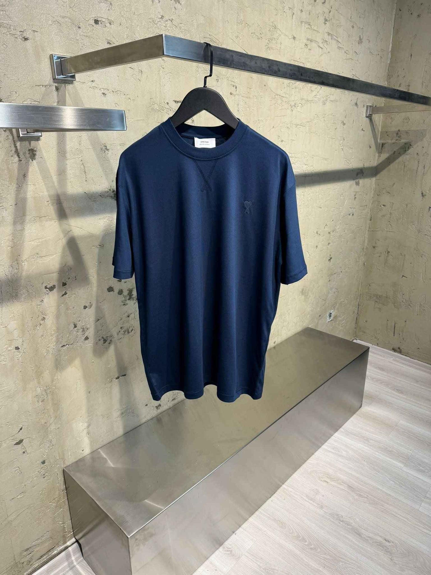 Sneakerhill - Ami Paris 0011