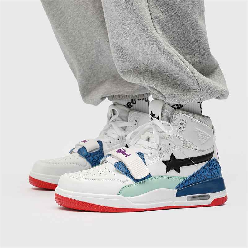 Classic Shoes - White Stars Sneakers