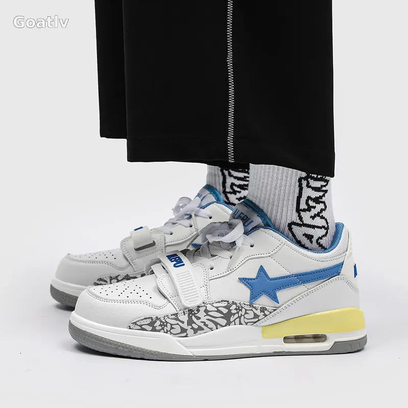 Conqueror Speed T4 Sneakers