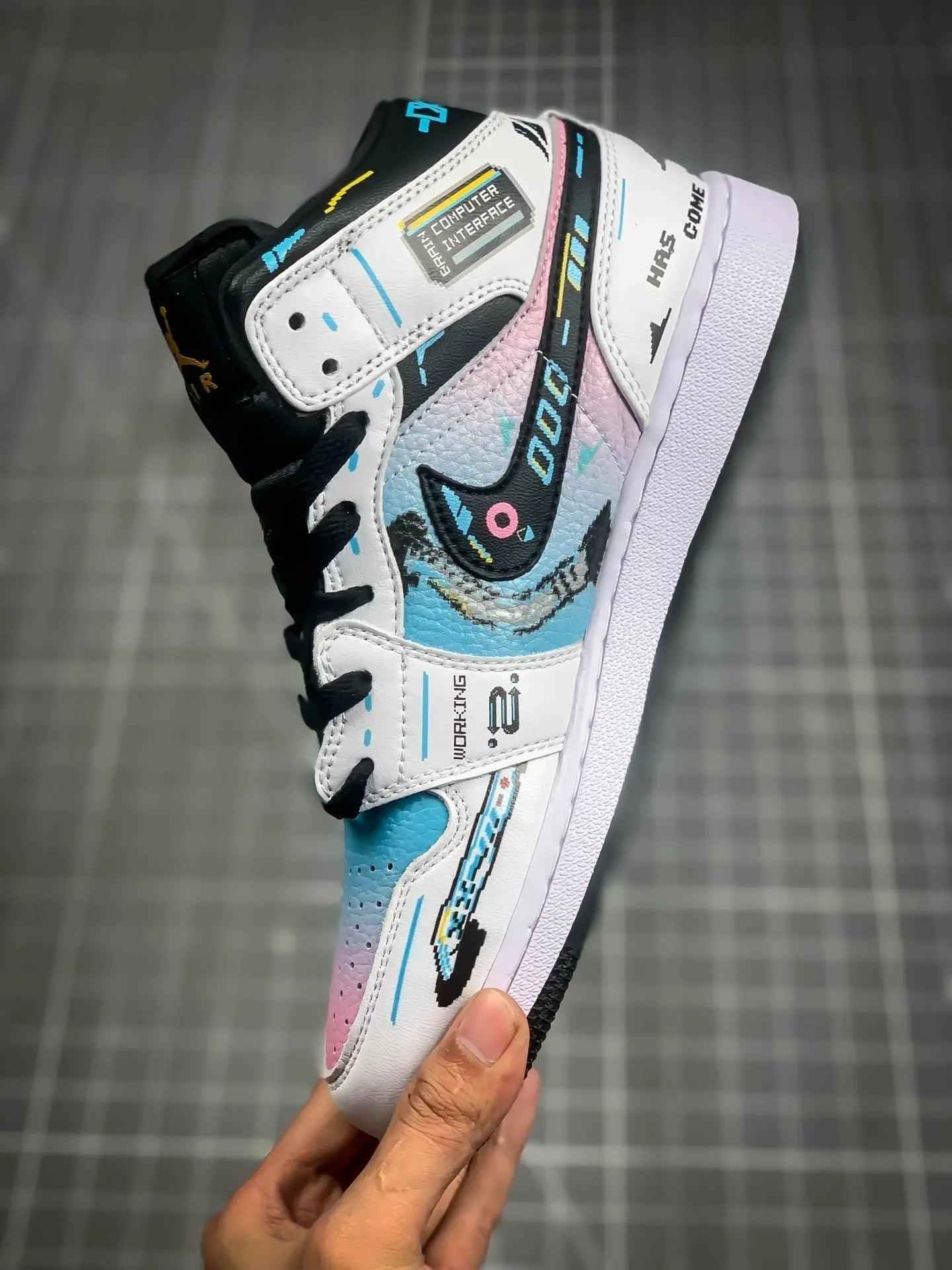 Custom Air Jordan 1 Mid AJ1