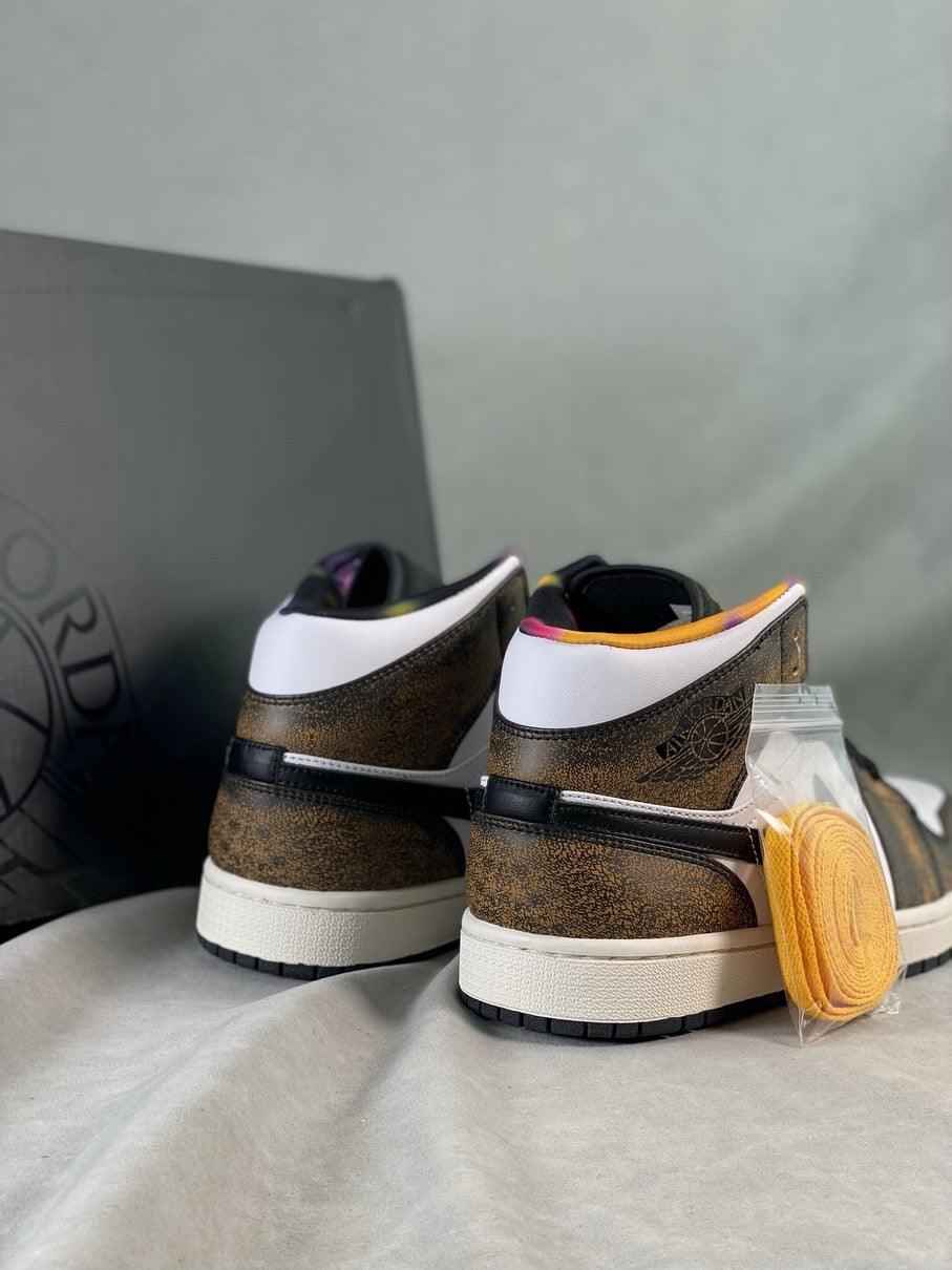 Custom Air Jordan 1 Mid DQ8417-071