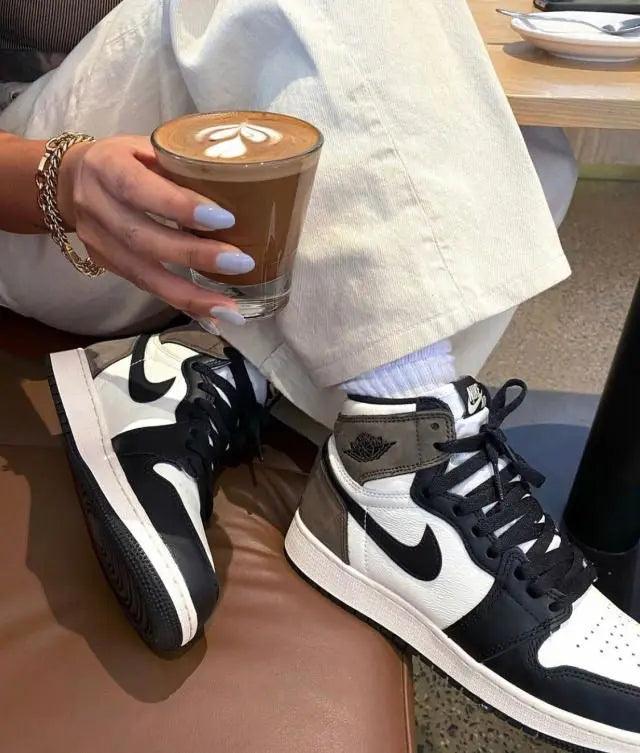 Custom Jordan 1 Retro High Dark Mocha High Q