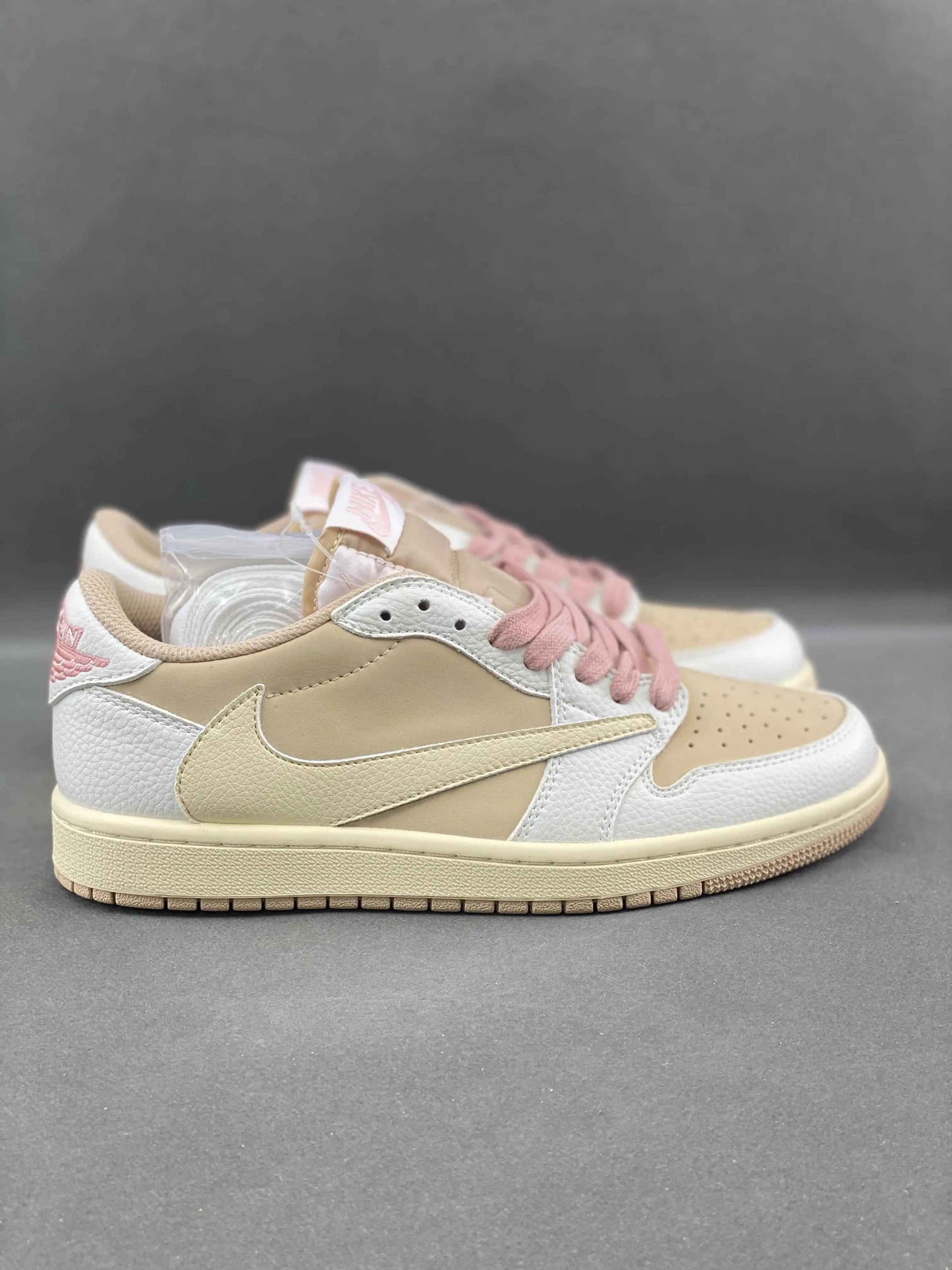 Custom Travis Scott x Air Jordan 1 DM7866-106