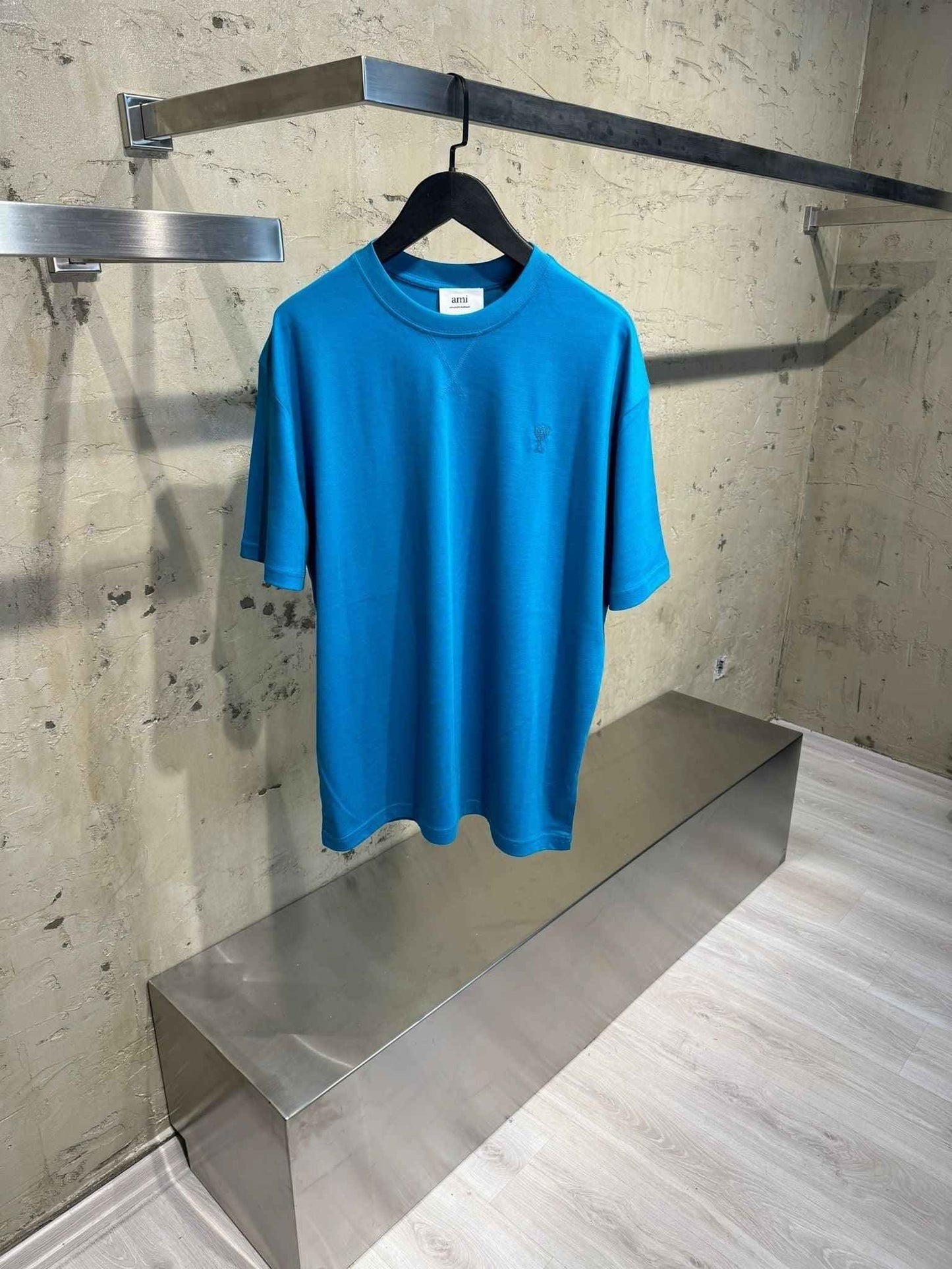 Sneakerhill - Ami Paris 0011