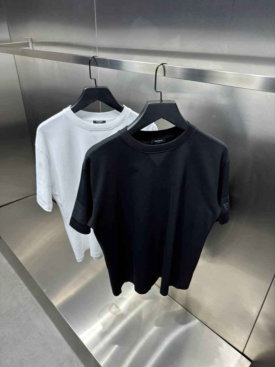 Sneakerhill® - Balmain T-Shirt 003