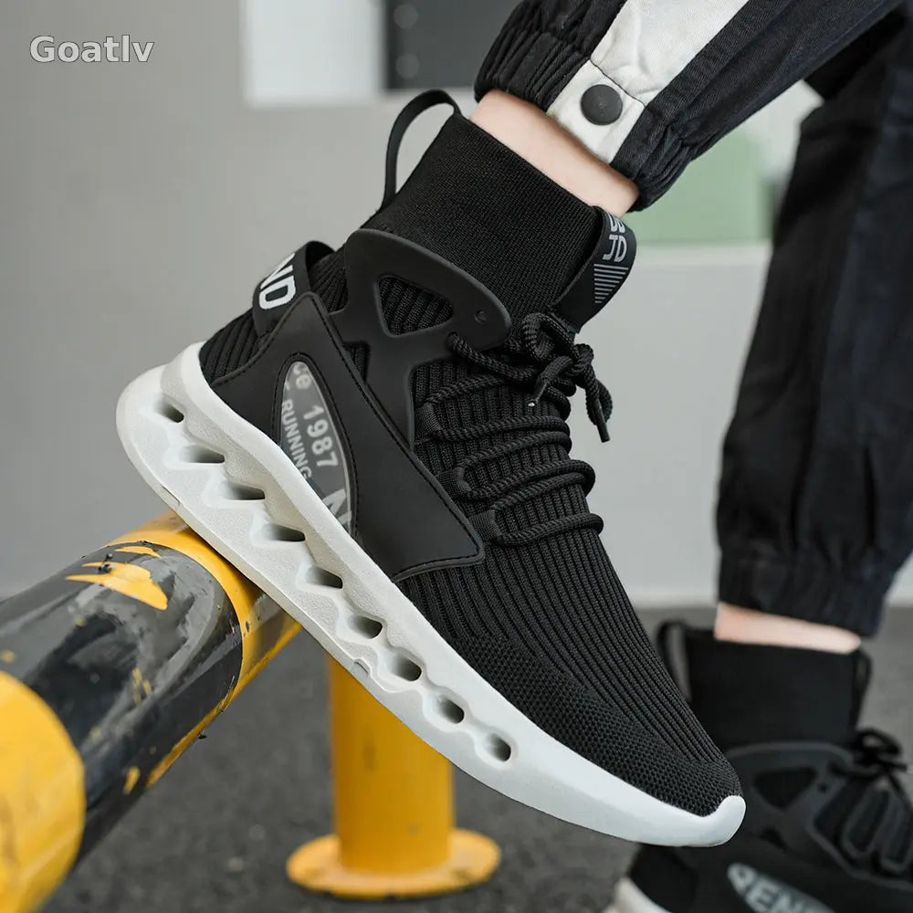 Peak Vibe T4 Sneakers