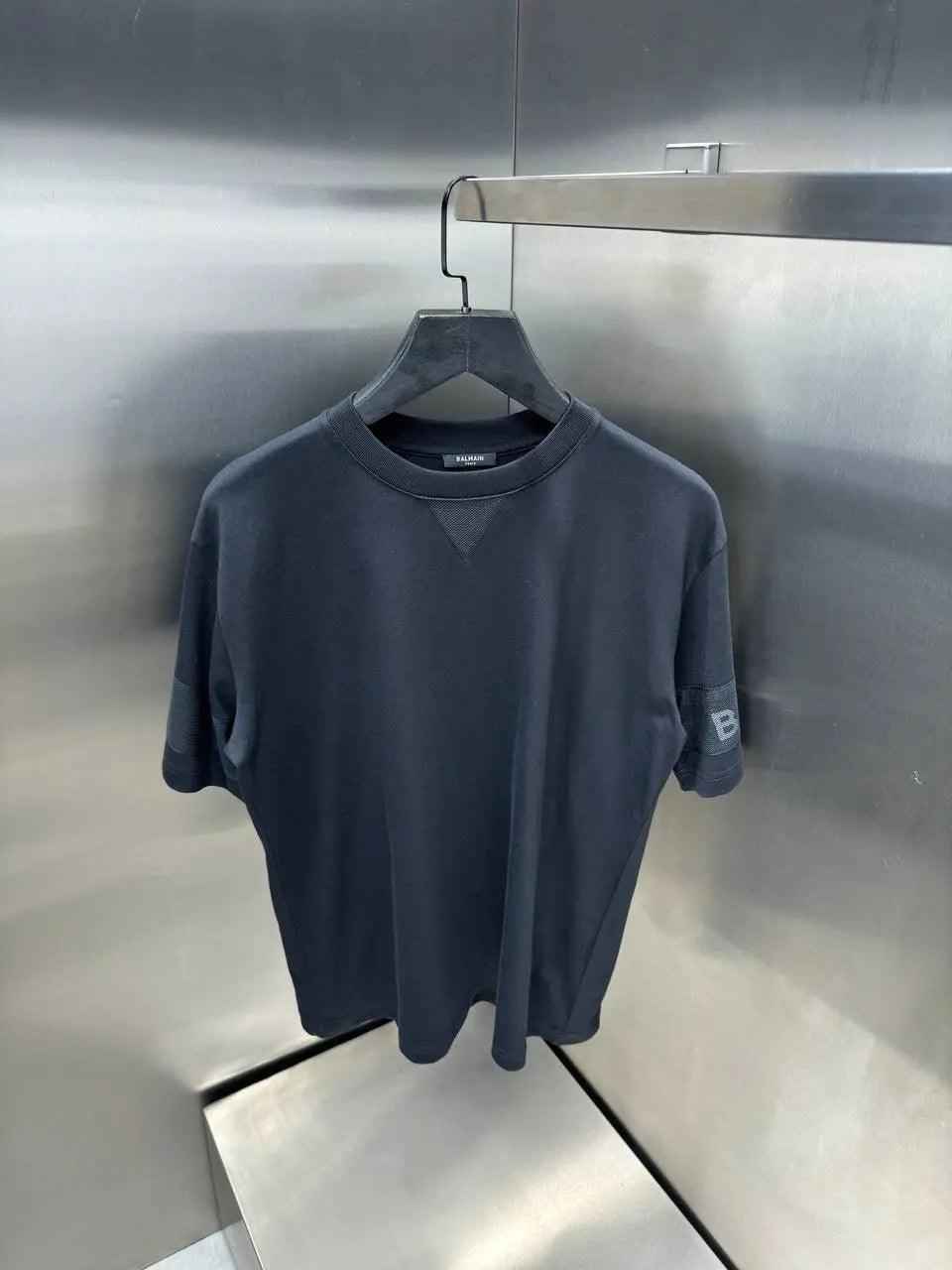 Sneakerhill - Balmain T-Shirt 003