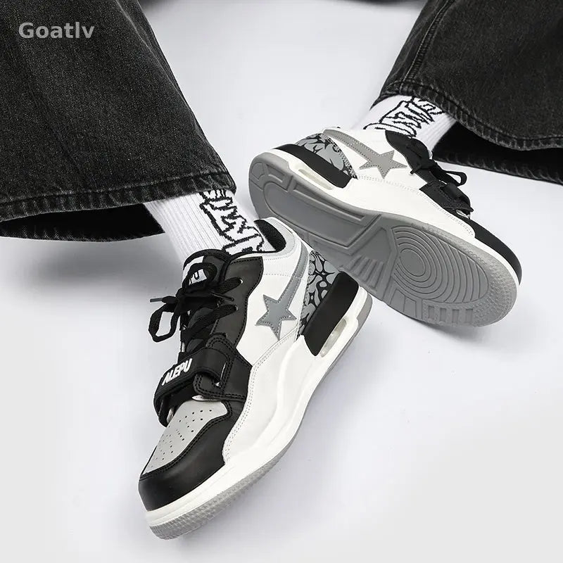 Summit Pulse T4 Sneakers
