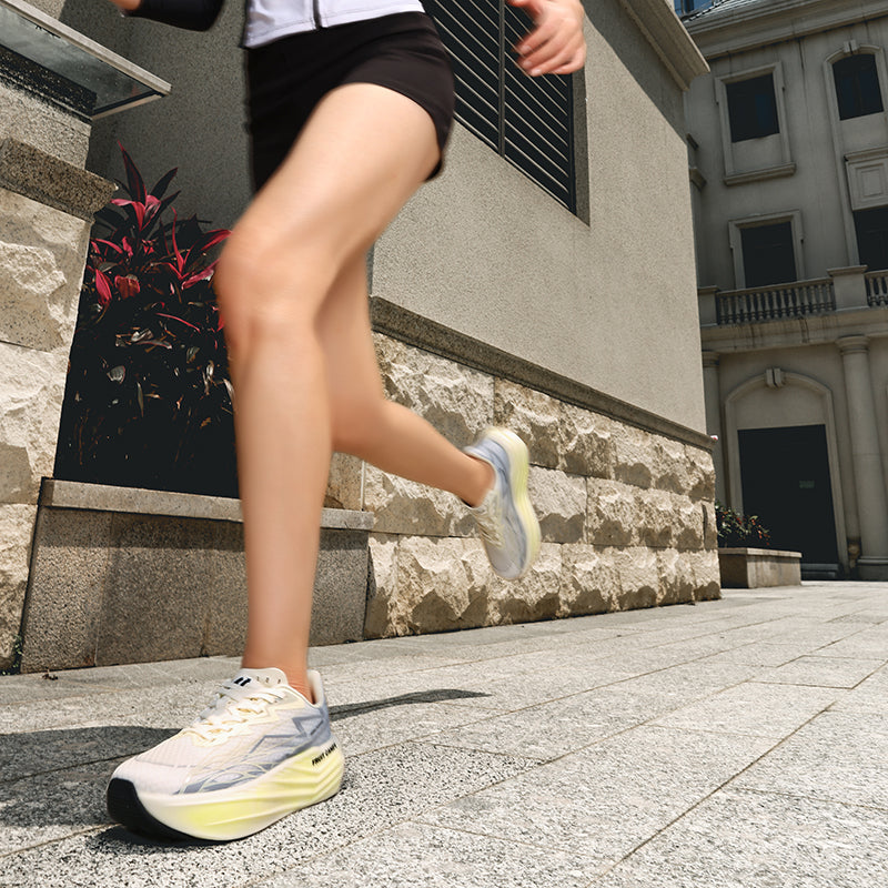 Gadot Knight T4 Sneakers