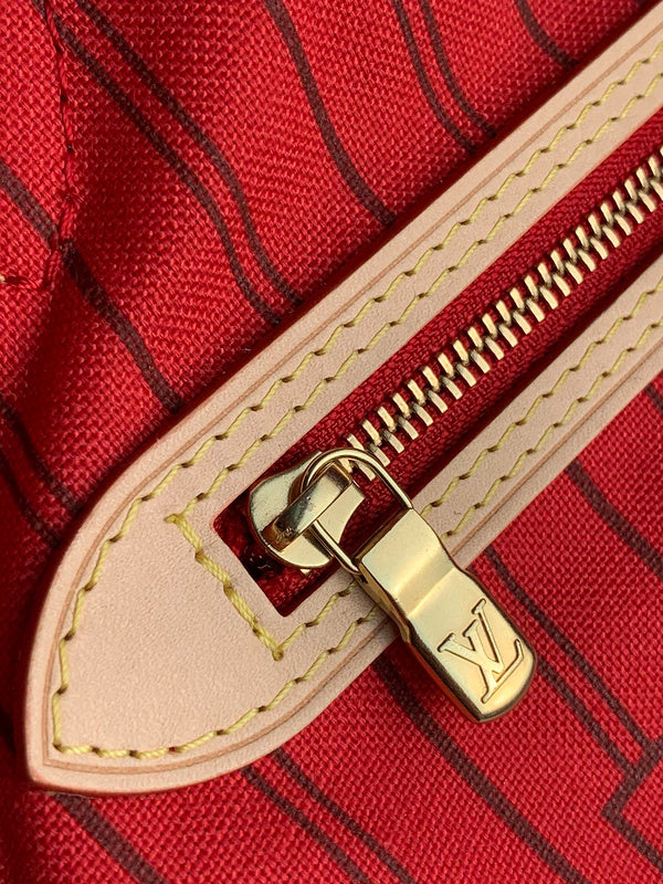BFWD - LOV Bags - 1324 Bags Fashion Waves