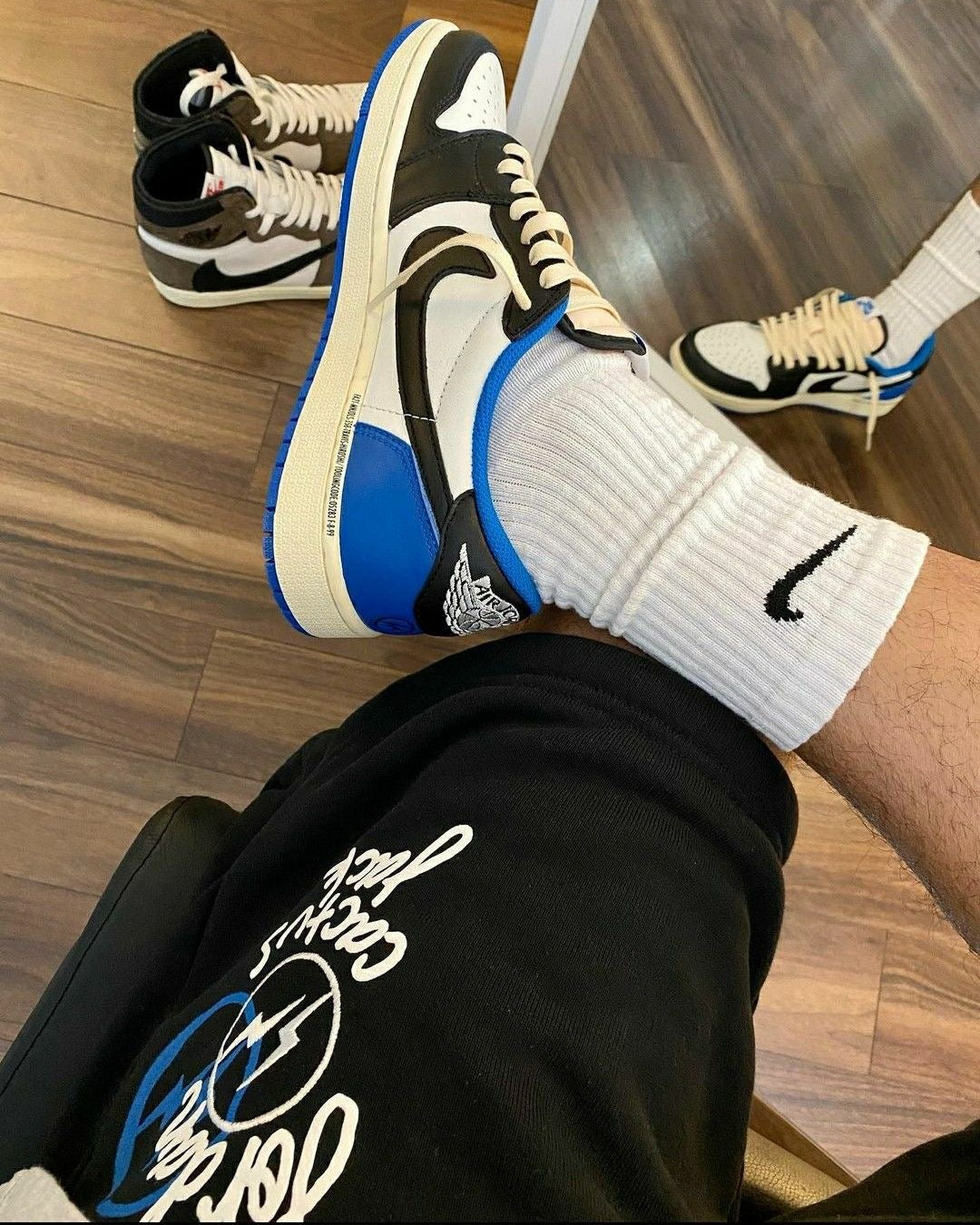 Custom Fragment x Travis Scott x Air Jordan 1 Low DM7866 140
