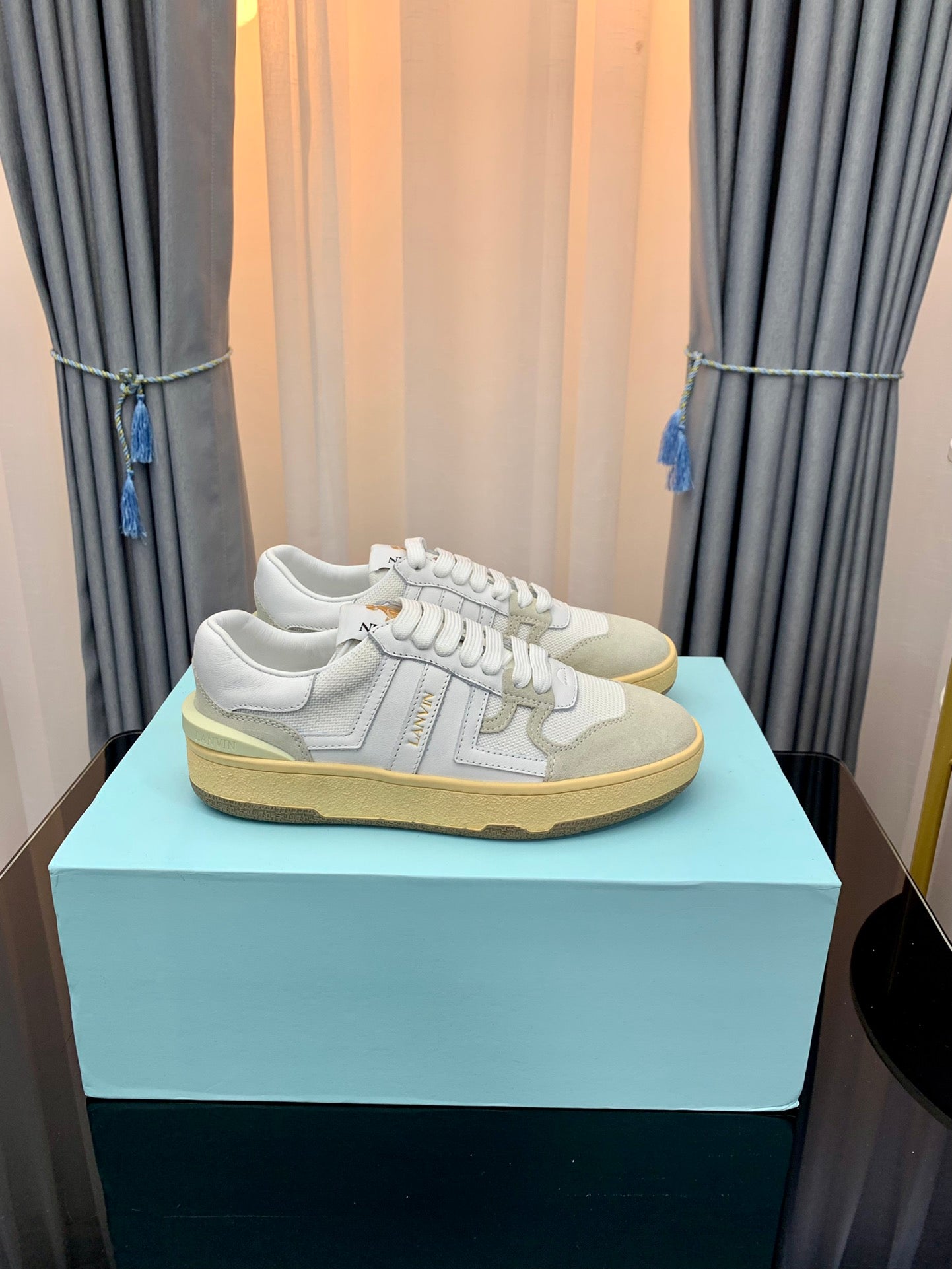 Premium Leather Clay Low-Top Sneaker white clay