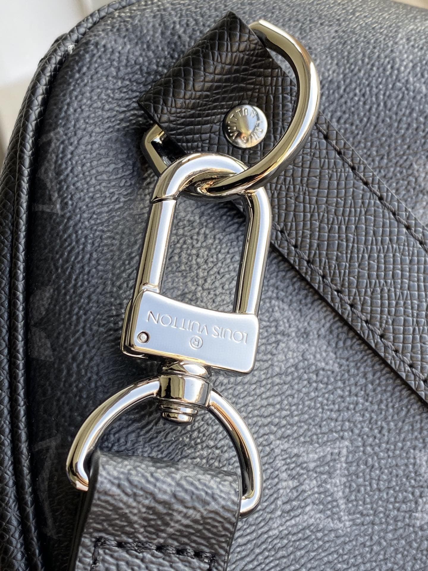 LV KEEPALL 45 TAIGA M30235 LUXURYSTEPSCO