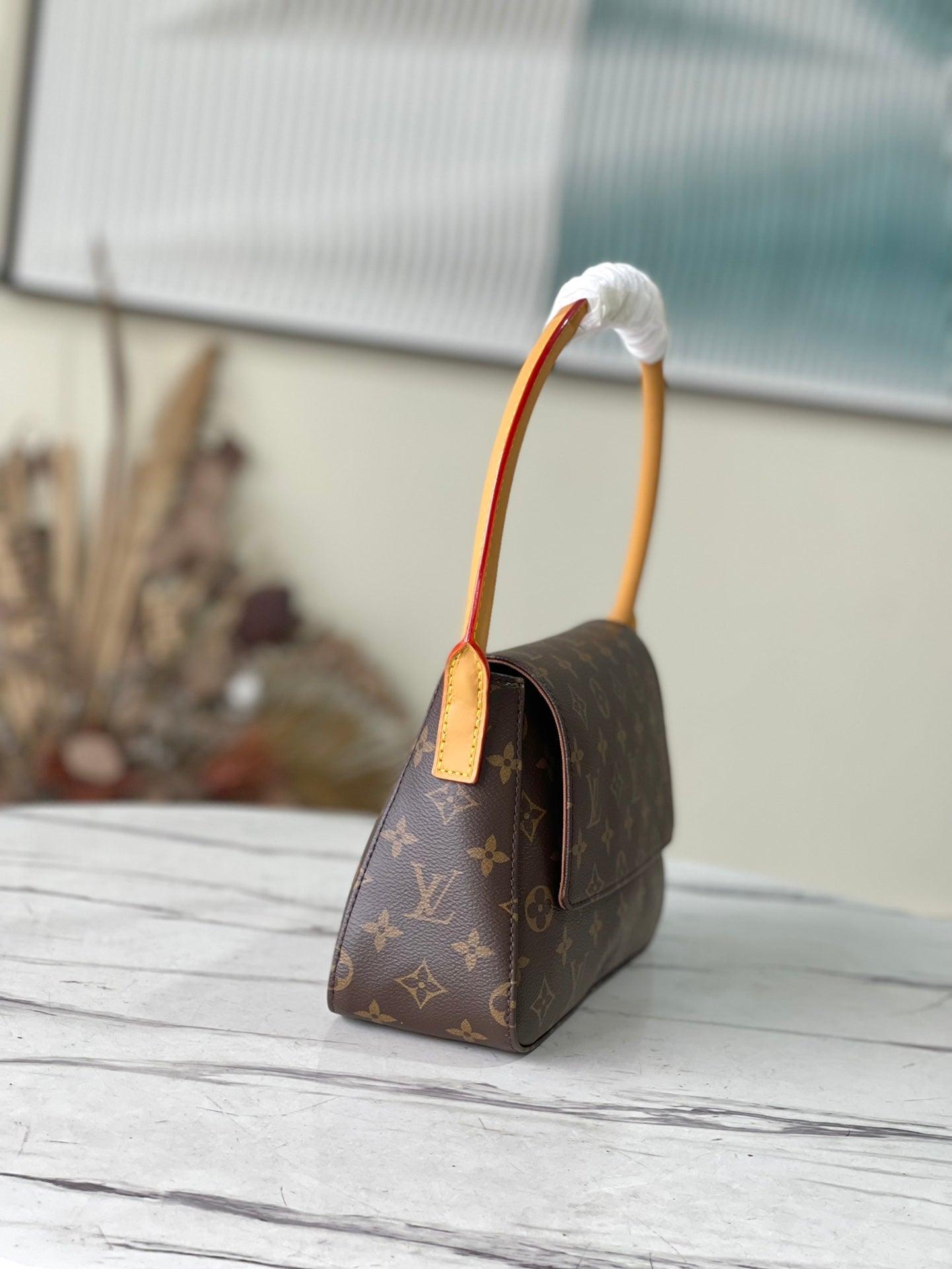 LV Monogram M51147 LUXURYSTEPSCO