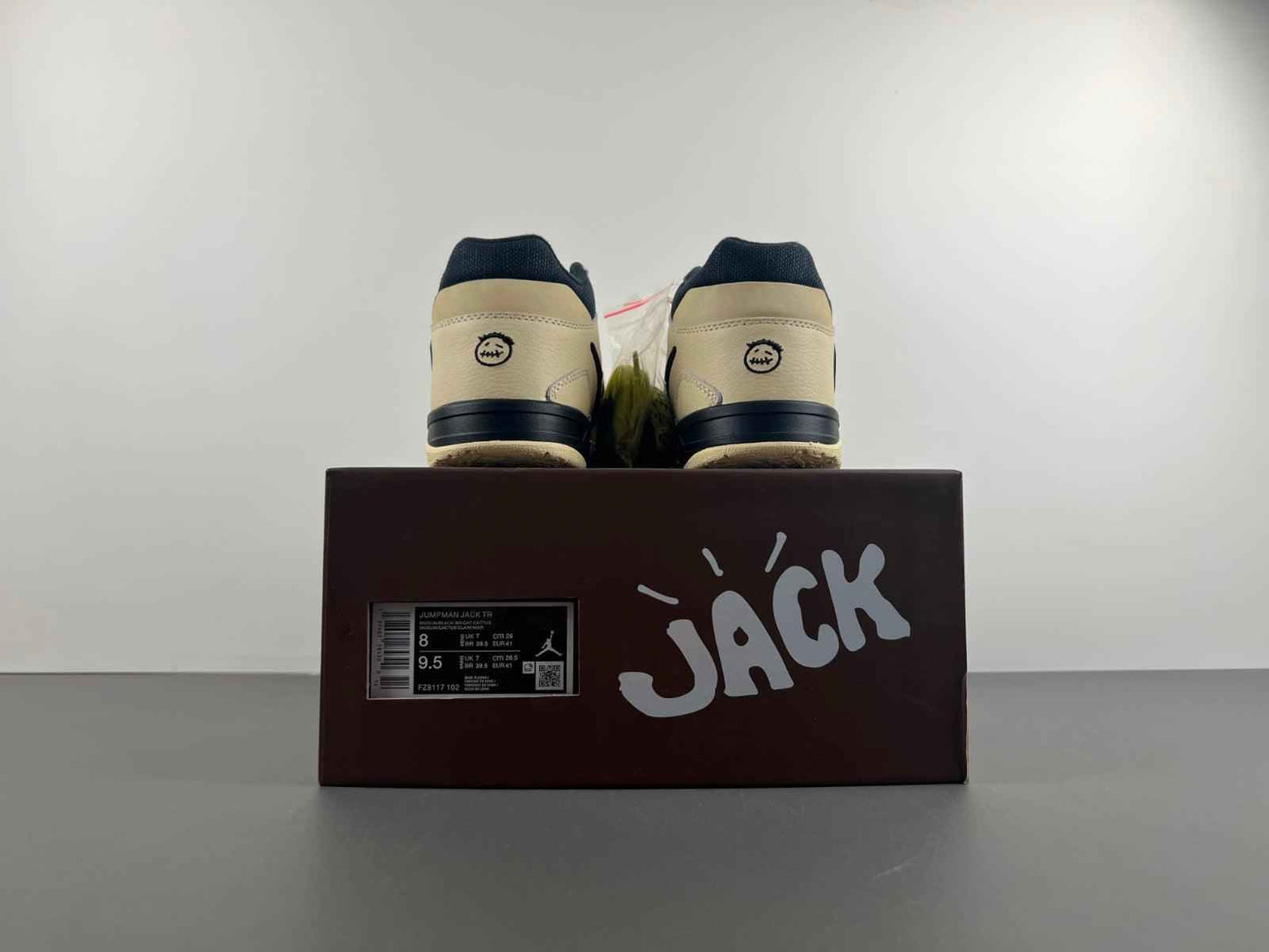 Custom Travis Scott x Jordan FZ8117-102