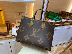 LV Onthego Monogram M45321 luxurysteps