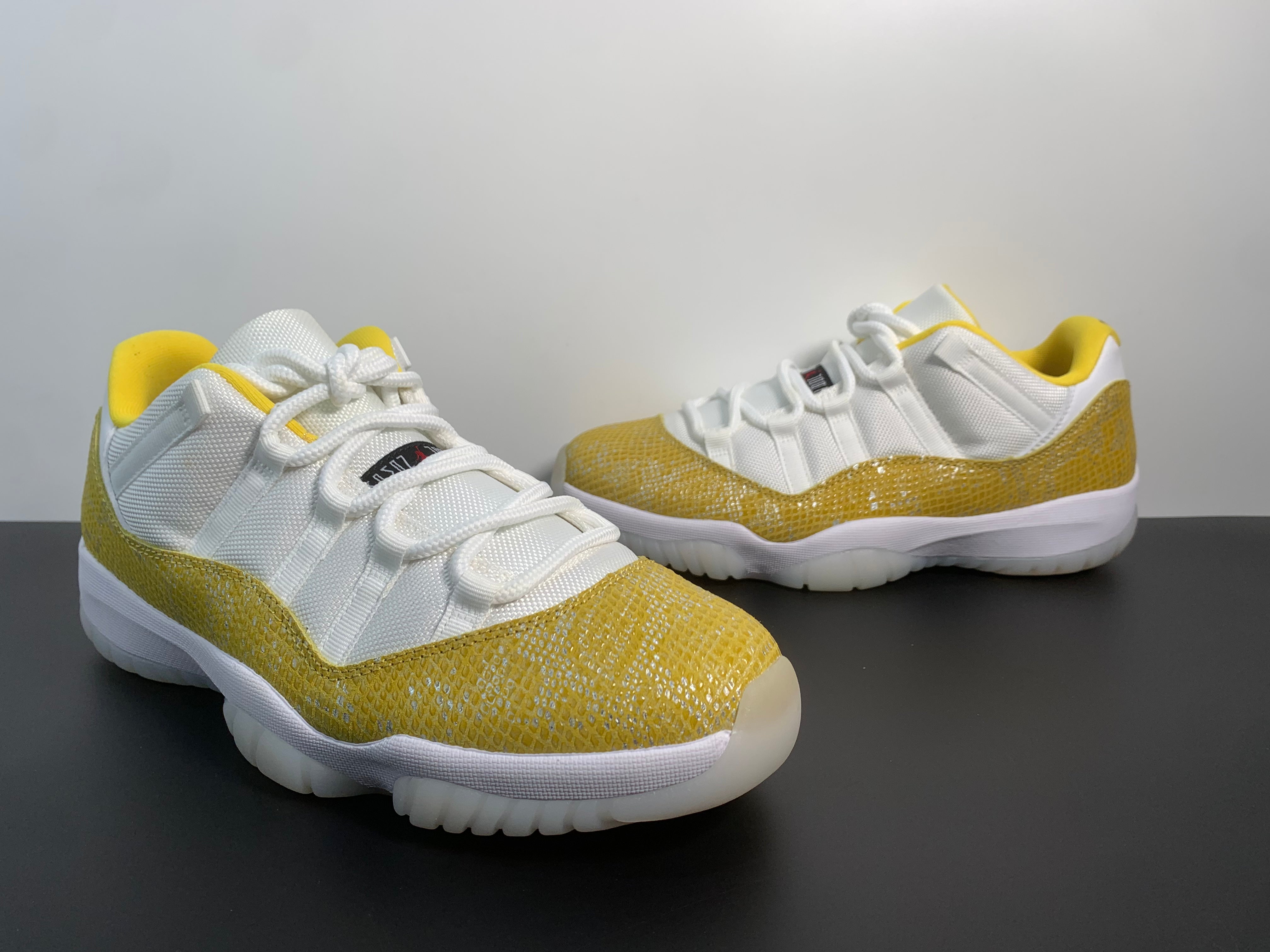 Air Jordan 11 Low WMNS Yellow Snakeskin AH7860-107