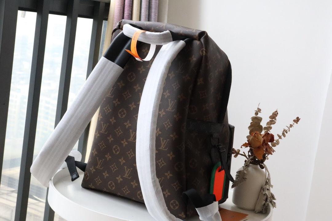 SO - LV DISCOVERY BACKPACK MONOGRAM M57965 luxurysteps