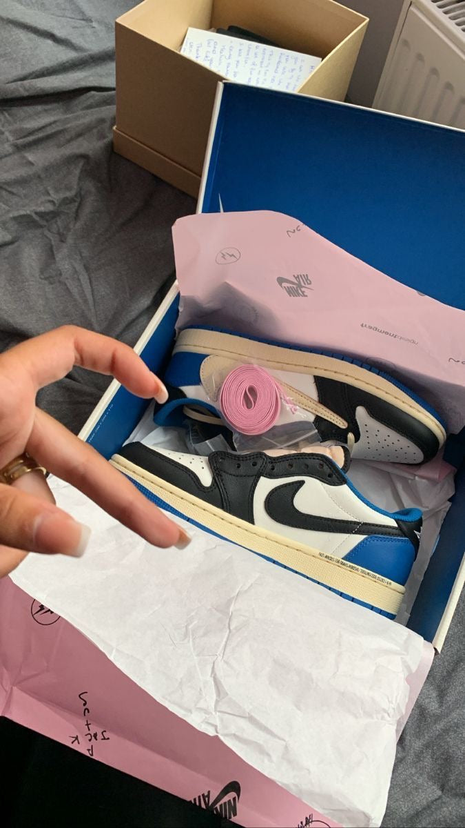 Custom Fragment x Travis Scott x Air Jordan 1 Low DM7866 140
