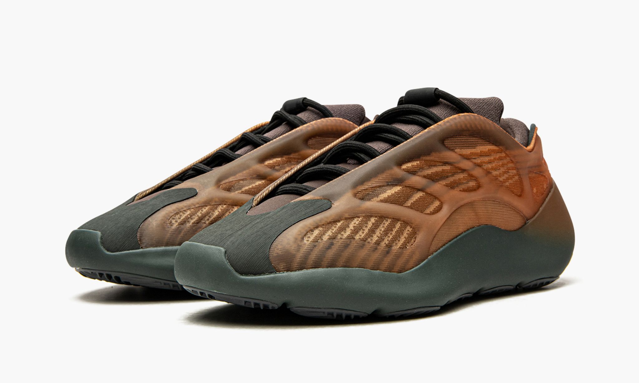 Yeezy 700 V3 "Copper Fade"