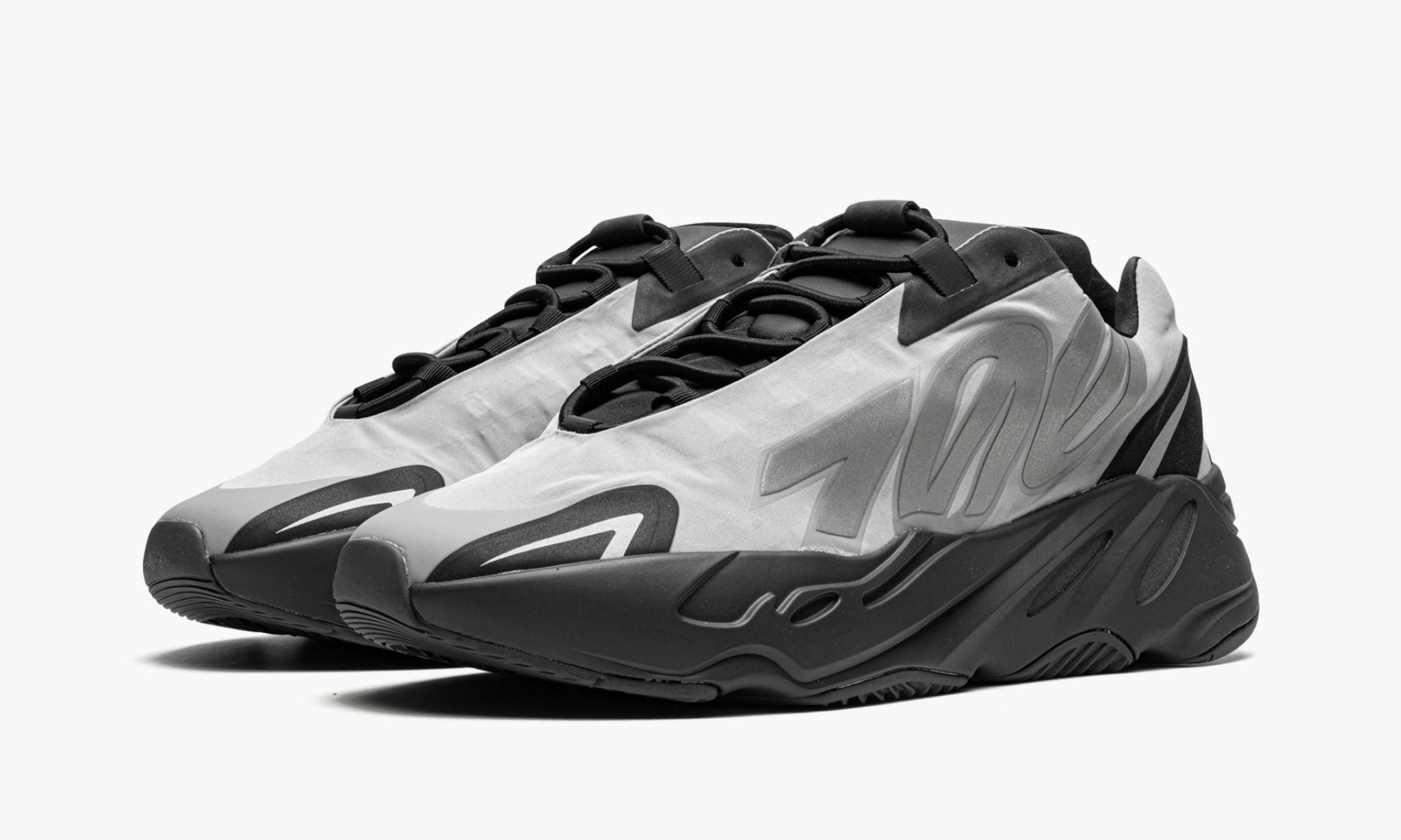 Yeezy 700 MNVN "Metallic"