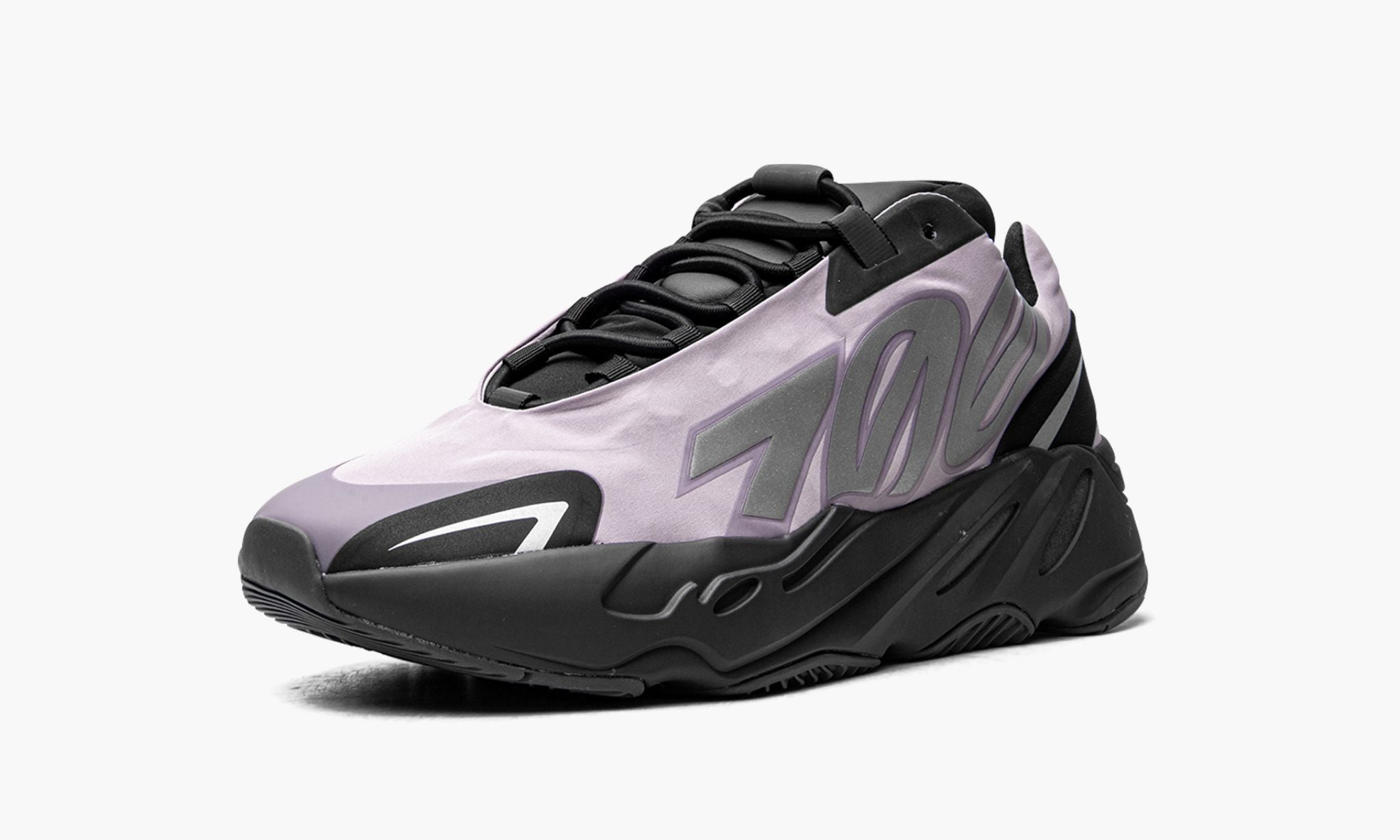 Yeezy 700 MNVN "Geode"