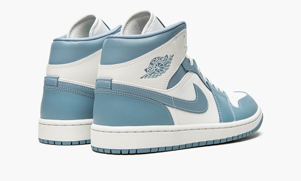 Wmns Air Jordan 1 MID "UNC"