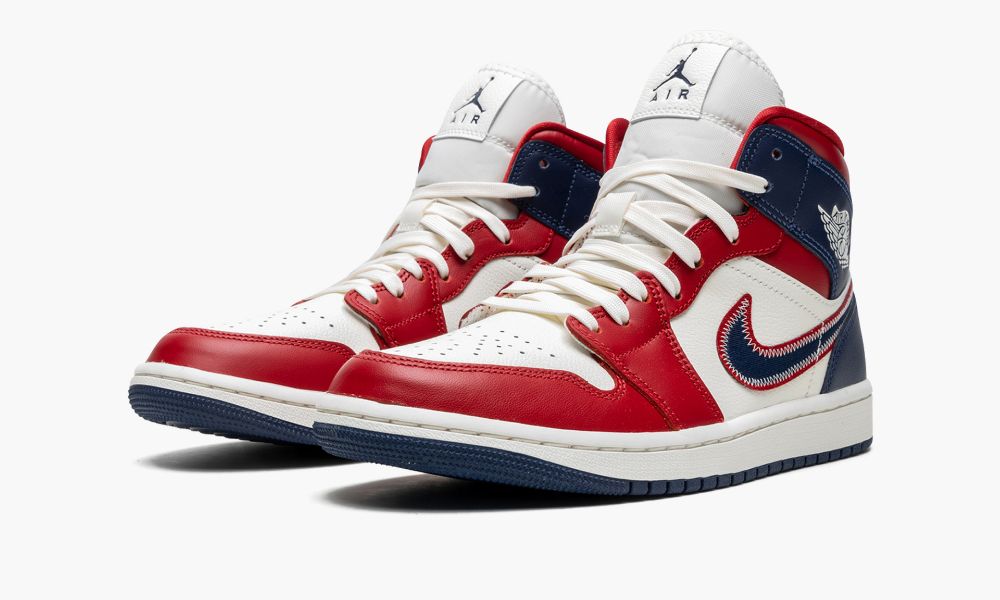 Wmns Air Jordan 1 Mid SE "USA"