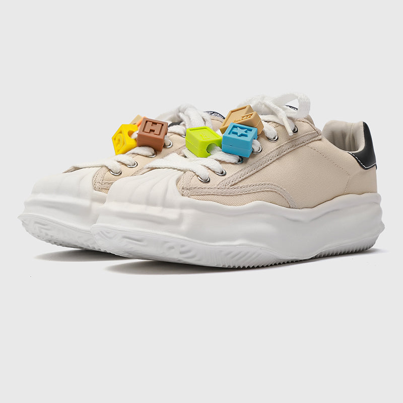 EOWYN Chunky Sneakers