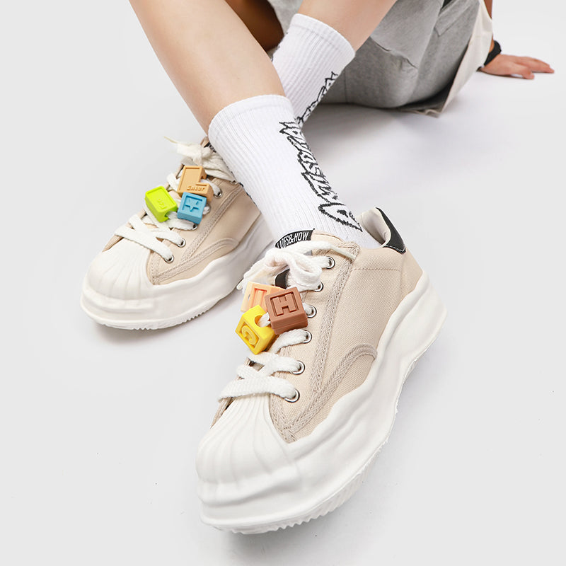 EOWYN Chunky Sneakers
