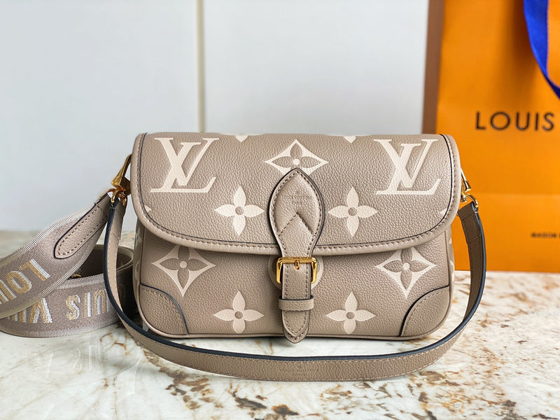 BFWD - LOV Bags - 919 Bags Fashion Waves