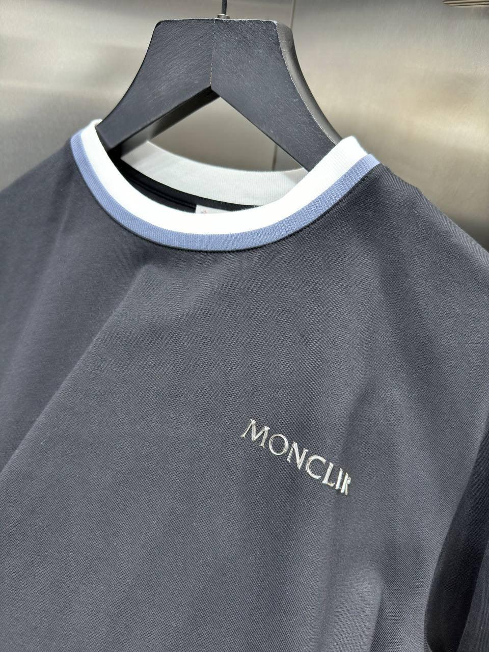 Tntwear® - Moncler T-Shirt 001