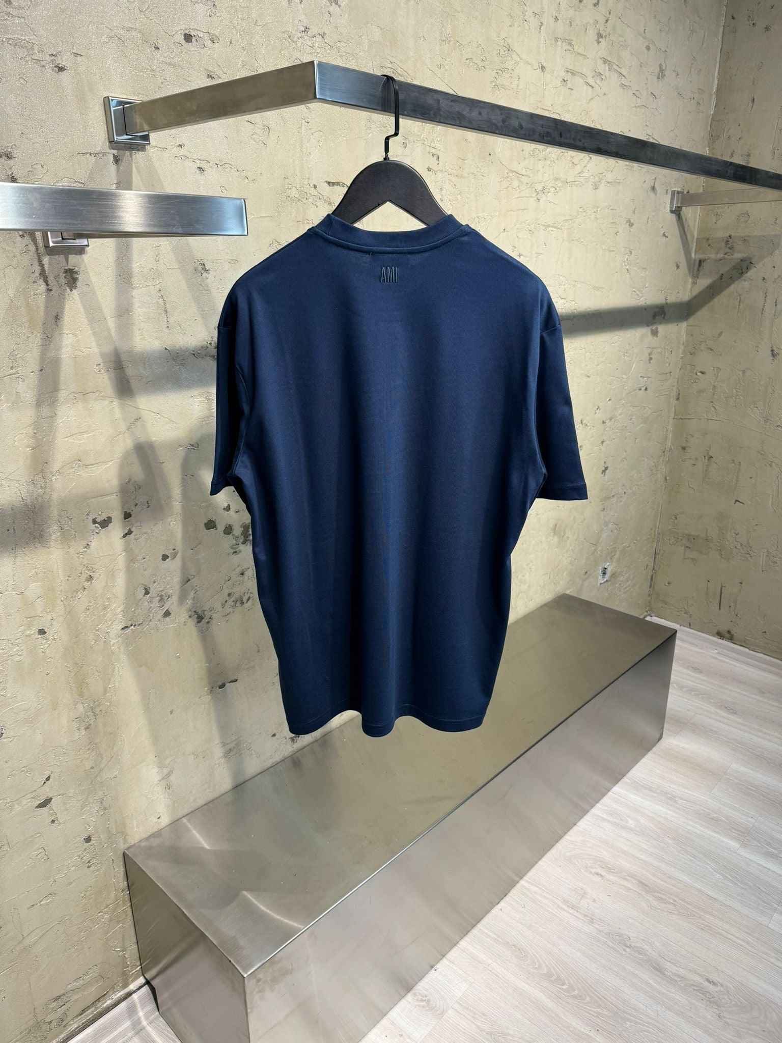 Sneakerhill - Ami Paris 0011