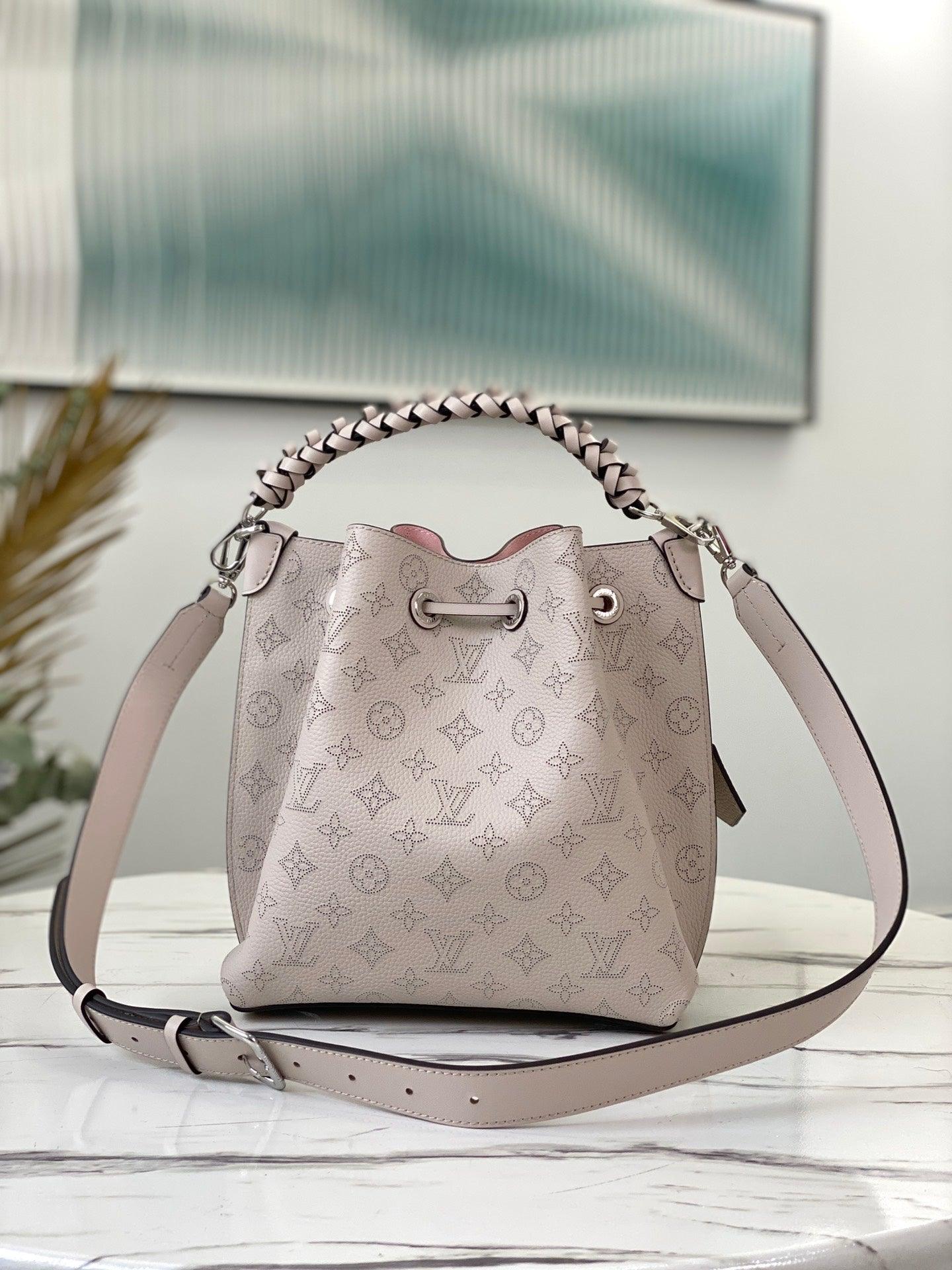 LV Muria Monogram A036 luxurysteps