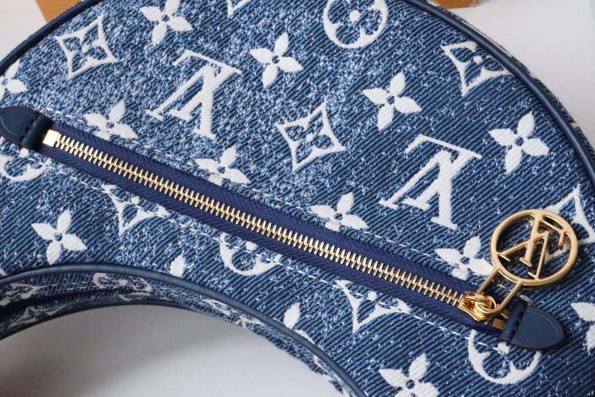 LV MONOGRAM M81166 luxurysteps