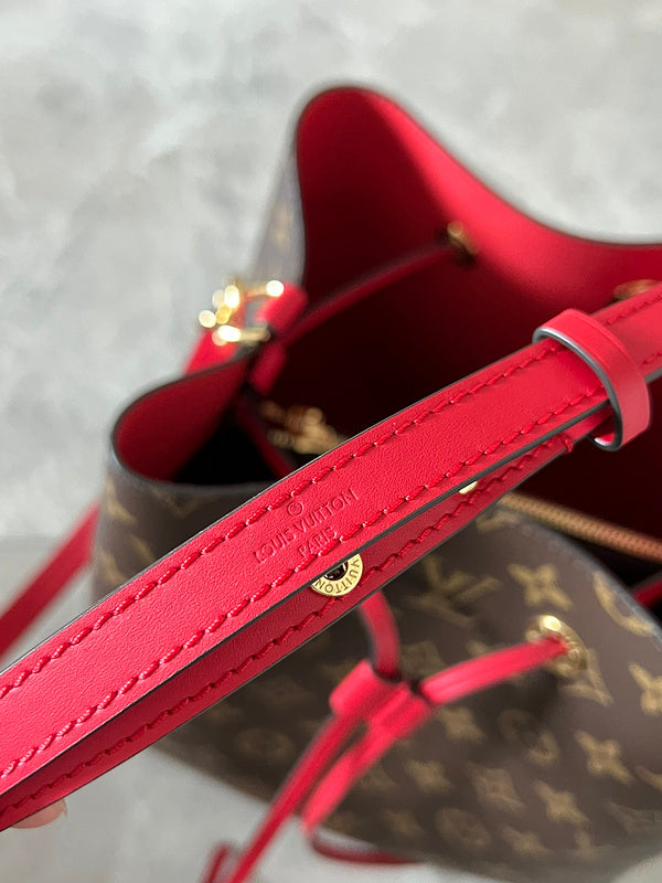 1984 - LOV Bags - 2037 Bags Fashion Waves