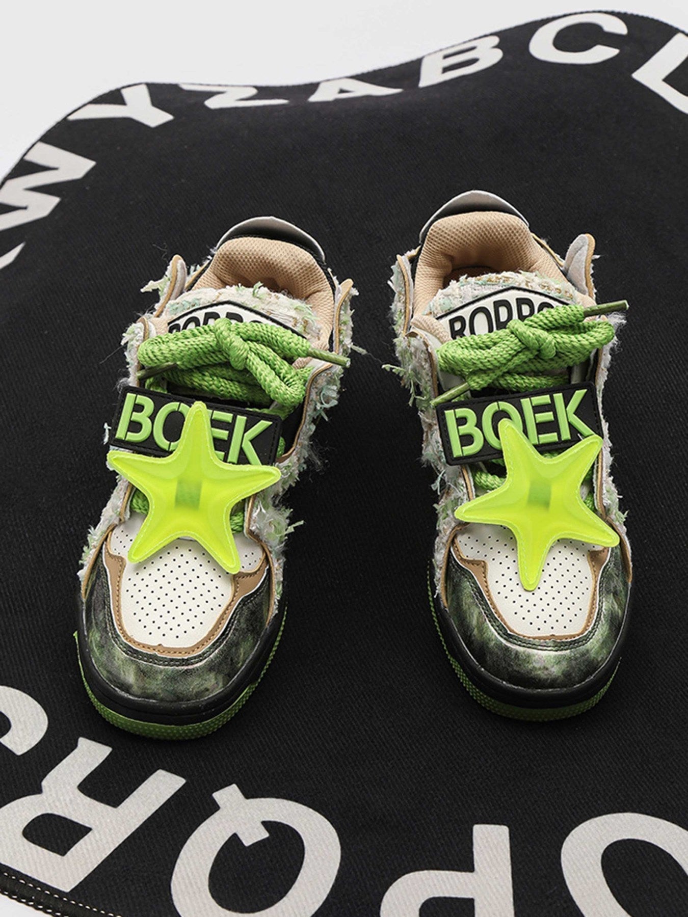 1984 Retro High Street Sneakers - 2011