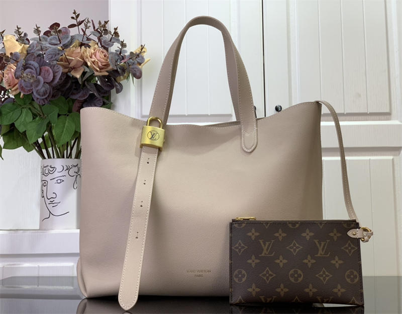 LV Onthego Monogram M25342