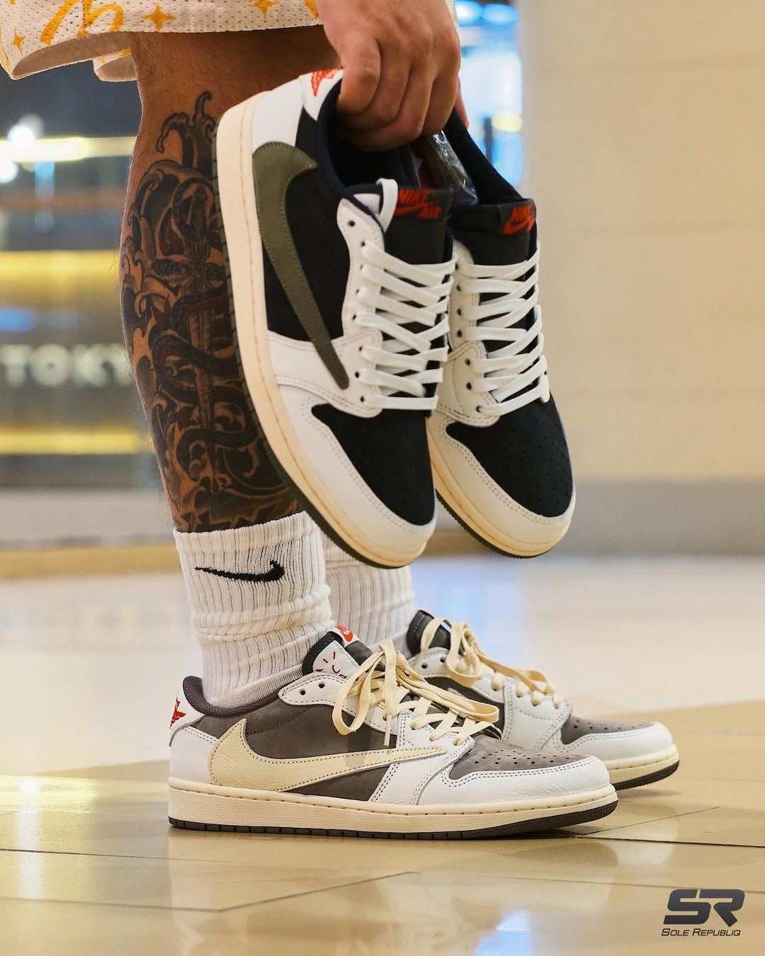 Custom Travis Scott x Fragment x Air Jordan 1 Low DZ4137 106