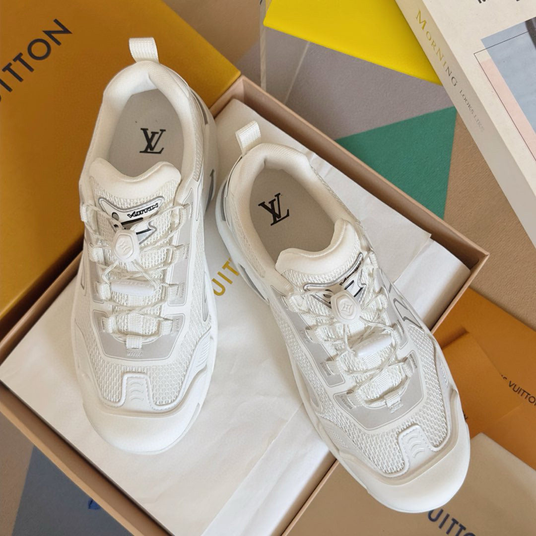 Custom LV Runner Tatic MJ00390