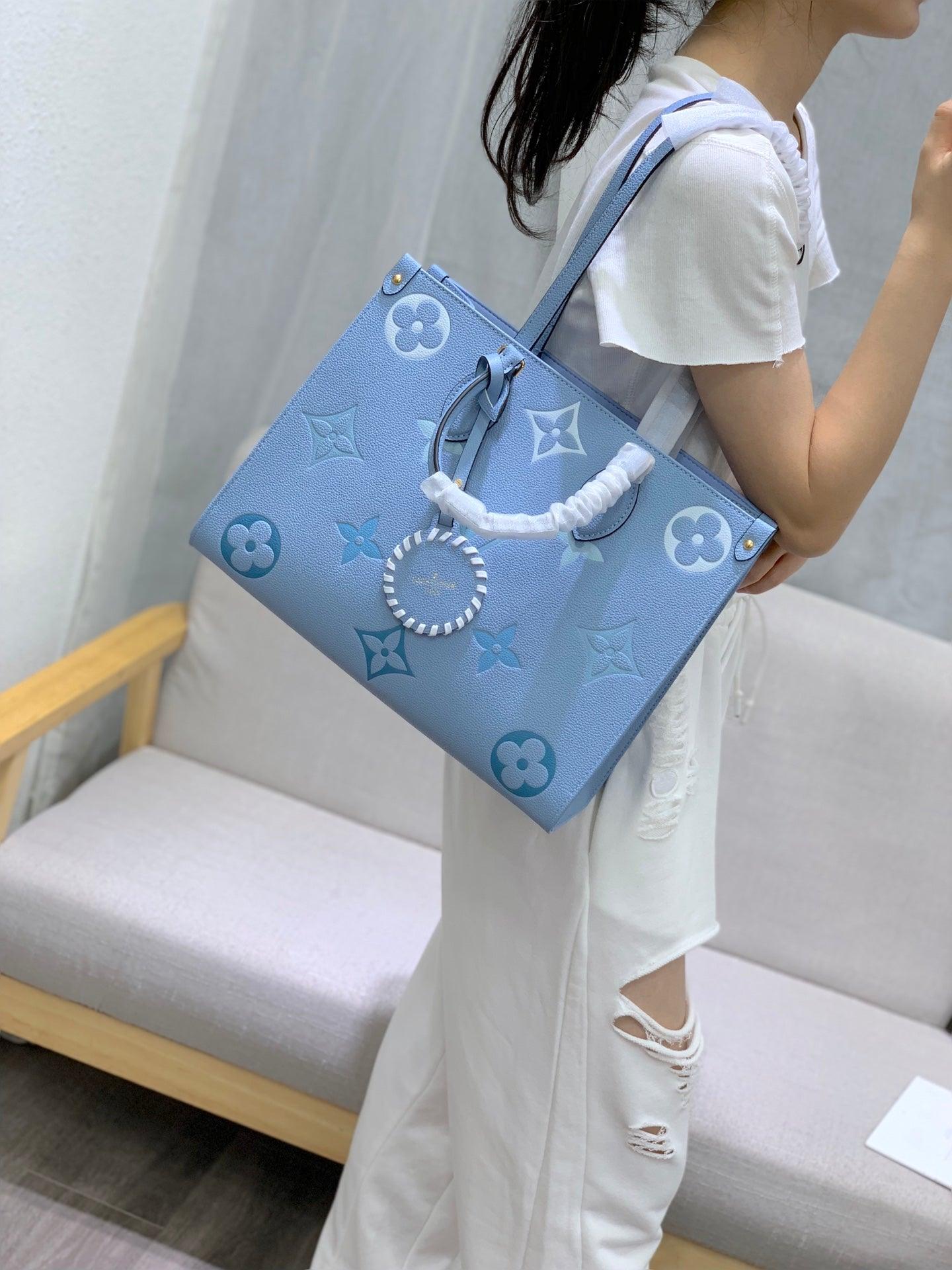 SO - New Fashion Women's Bags LUV By the Pool Monogram A069 sneakeronline