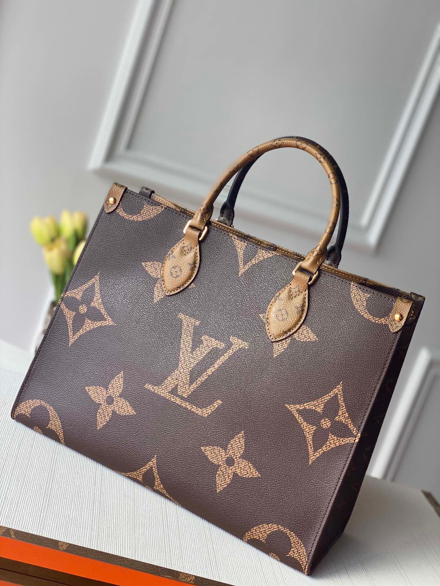 LV Onthego Monogram Reverse M45321 luxurysteps