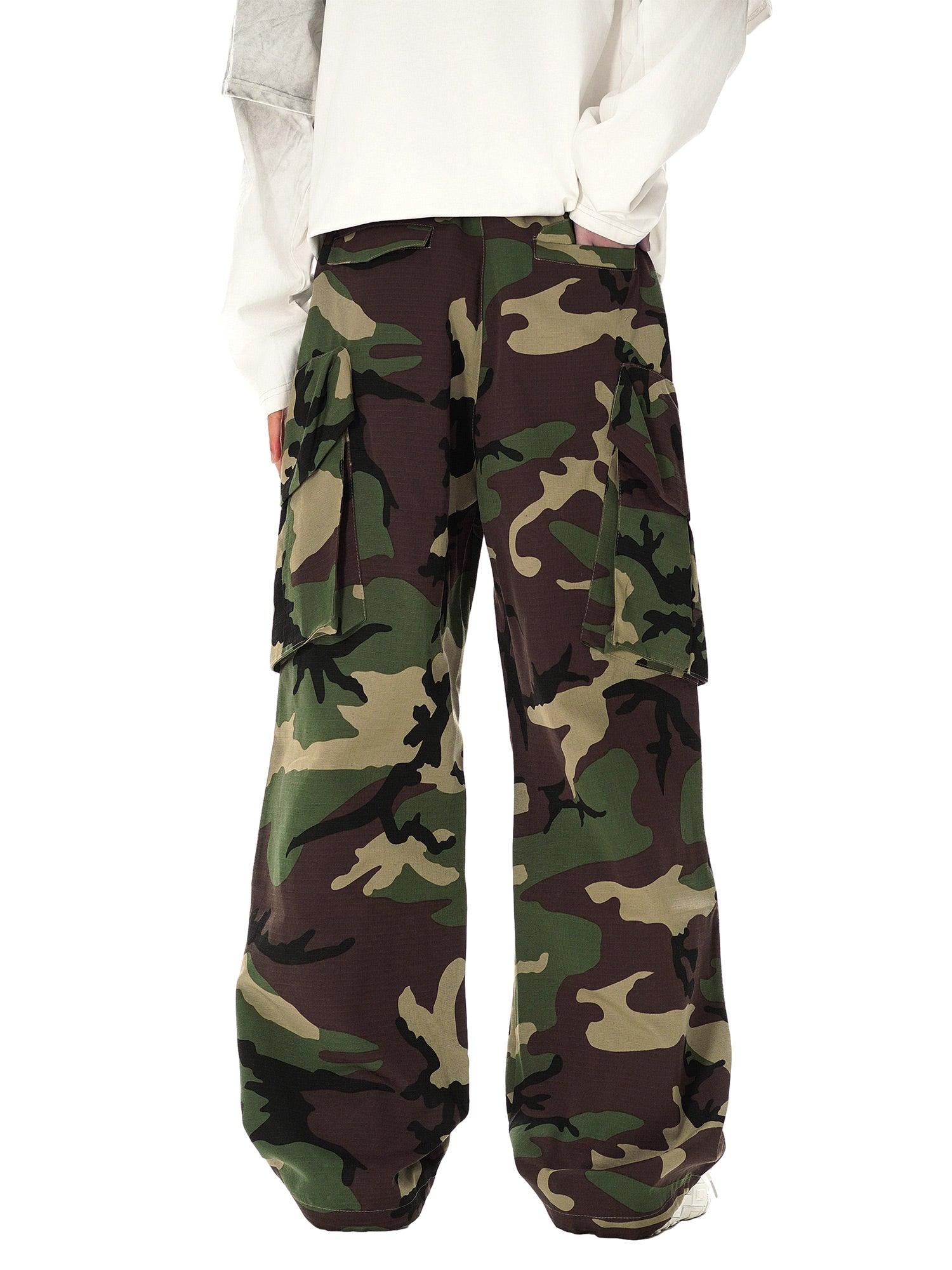 1984 High Street Badge Camouflage Multi-Pocket Pants