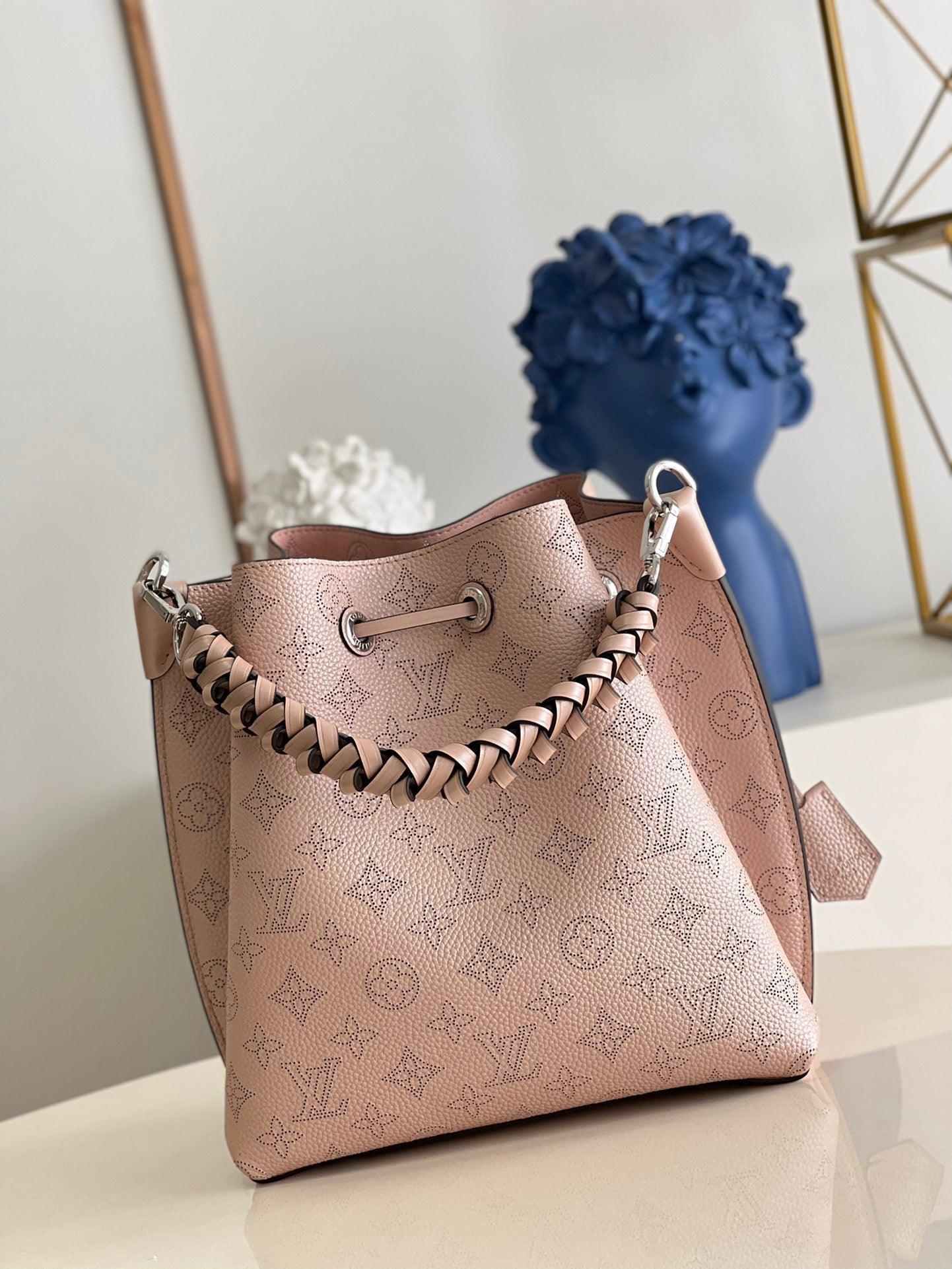 LV Muria Monogram M587889 luxurysteps