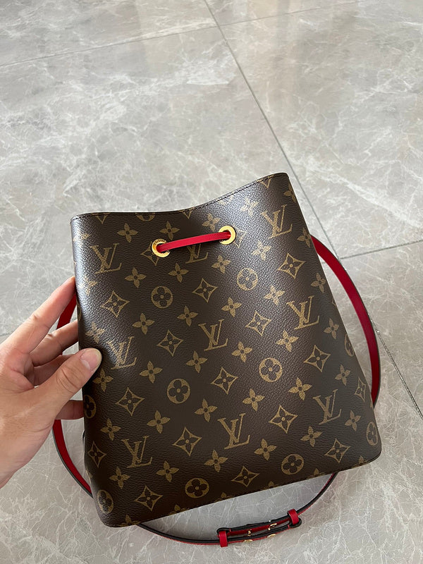 1984 - LOV Bags - 2037 Bags Fashion Waves