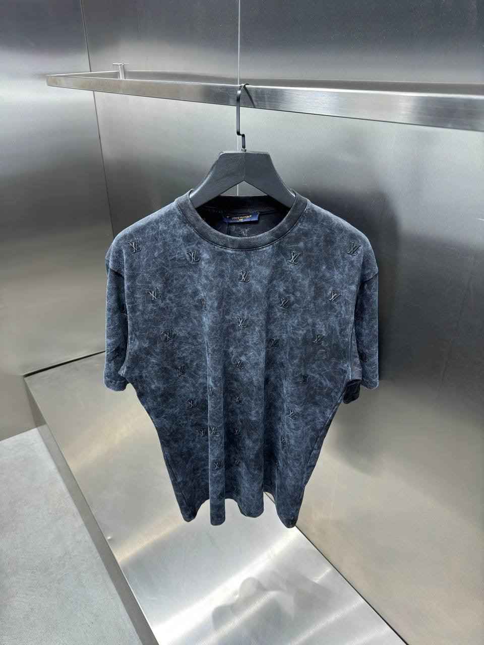 Sneakerhill® - Louis Vuitton T-Shirt 004