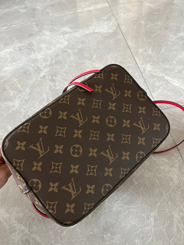 1984 - LOV Bags - 2037 Bags Fashion Waves