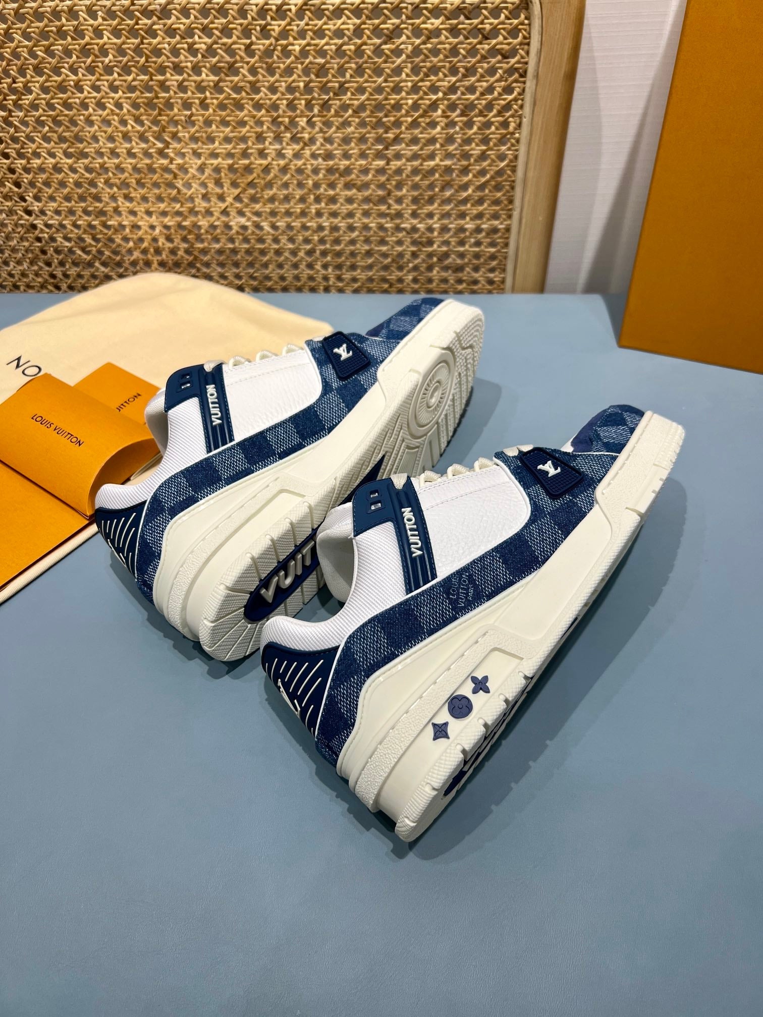 LUV Maxi Thick Blue Trainer Sneakers-073